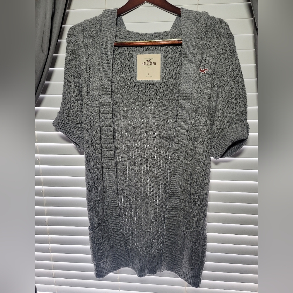 HOLLISTER Knitted pull over - Pacific Merchant California Size Large-Light grey